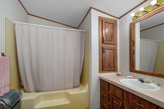 12374 Lawrence 1150, Mt Vernon, MO 65712