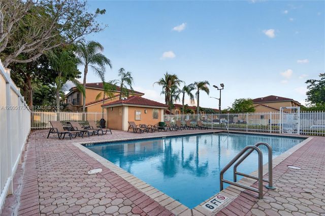 2340 NW 161st Ave, Pembroke Pines, FL 33028