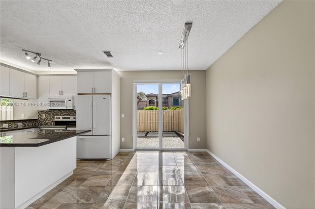 2340 NW 161st Ave, Pembroke Pines, FL 33028