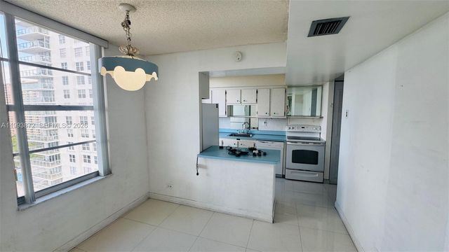 230 174th St 1518, Sunny Isles Beach, FL 33160