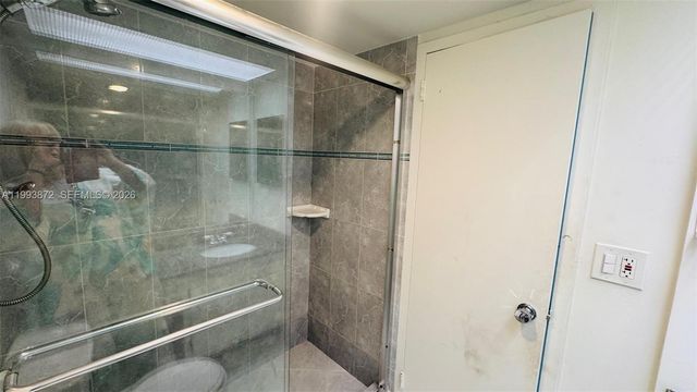 230 174th St 1518, Sunny Isles Beach, FL 33160