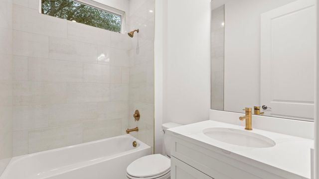 108 SE Via Tirso, Port St. Lucie, Port St Lucie, FL 34952