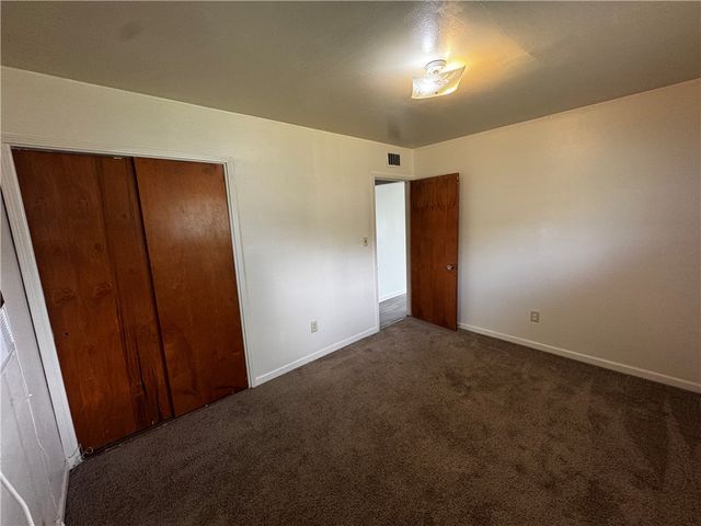 4642 W Hillcrest Avenue, Dayton, OH 45406