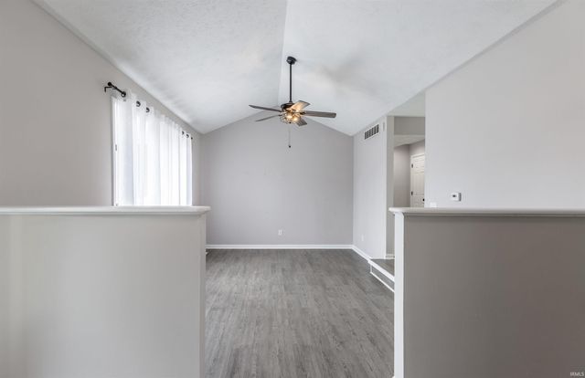 8330 Greendale Drive, Evansville, IN 47711