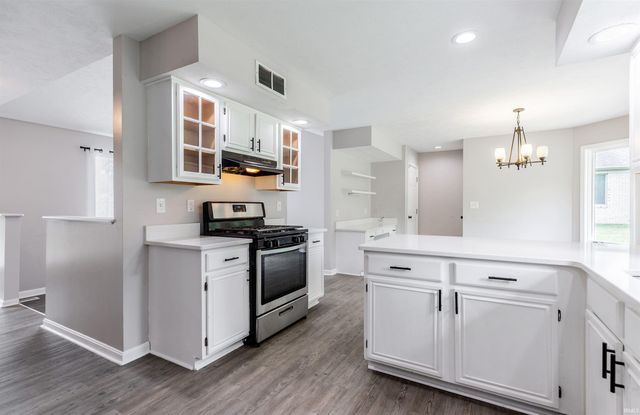 8330 Greendale Drive, Evansville, IN 47711
