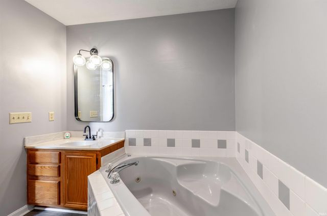 8330 Greendale Drive, Evansville, IN 47711
