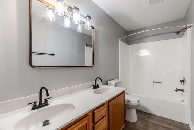 8330 Greendale Drive, Evansville, IN 47711
