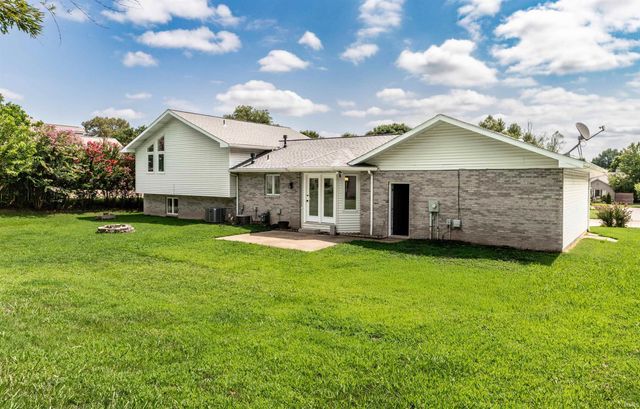 8330 Greendale Drive, Evansville, IN 47711