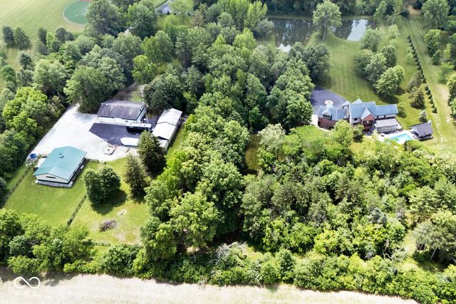 7504 W 600 S, New Palestine, IN 46163