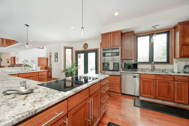 7504 W 600 S, New Palestine, IN 46163