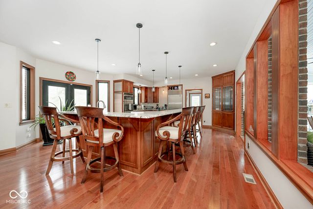7504 W 600 S, New Palestine, IN 46163