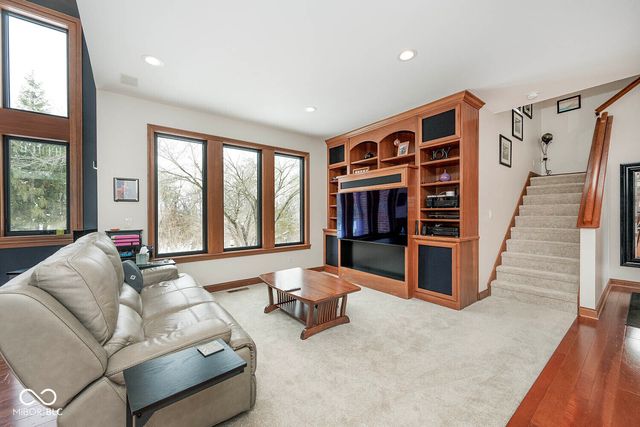 7504 W 600 S, New Palestine, IN 46163