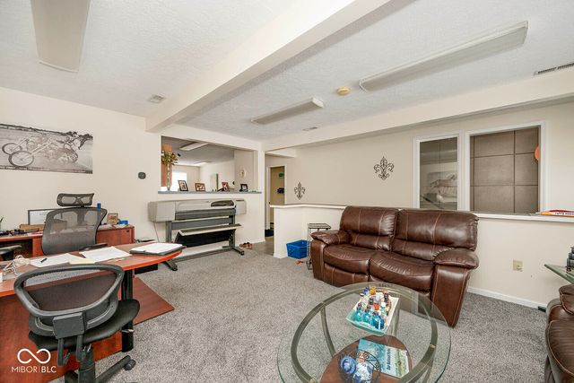 7504 W 600 S, New Palestine, IN 46163