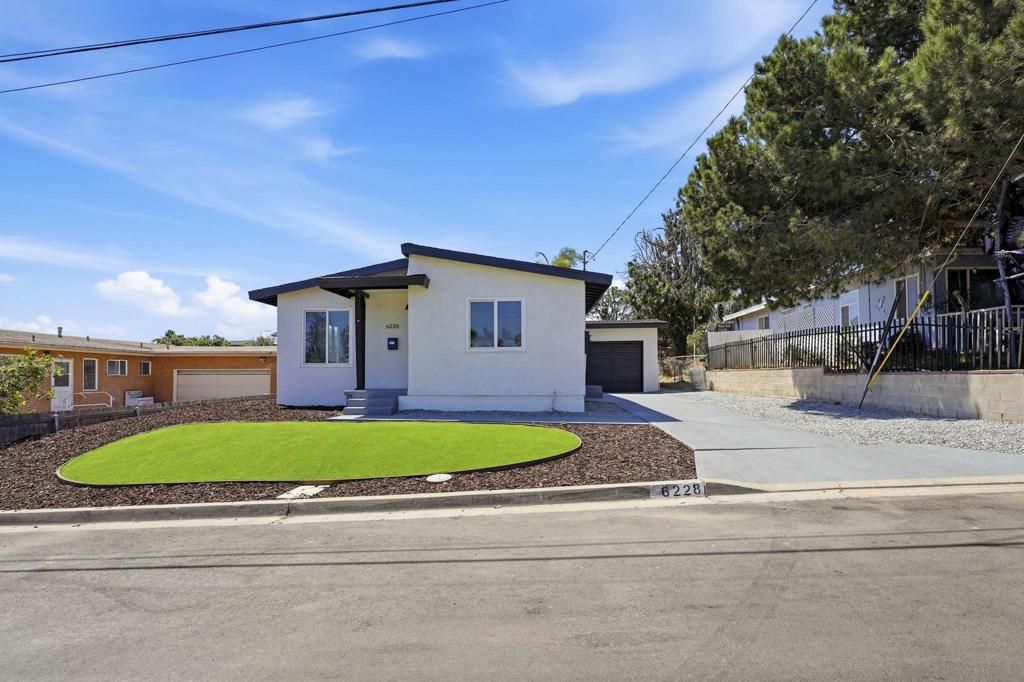 6228 Calle Pavana, San Diego, CA 92139 — photo 2