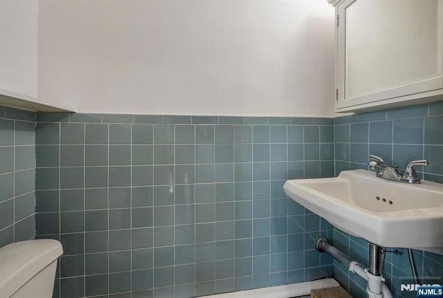 1329 Dickerson Road, Teaneck, NJ 07666