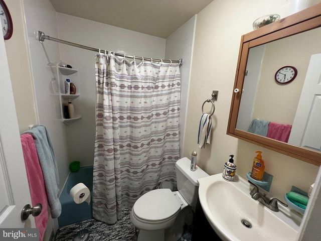 890 BELFRY DR, Blue Bell, PA 19422