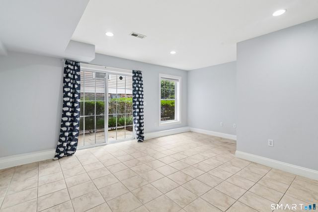 85 Camp Avenue 17B, Stamford, CT 06907