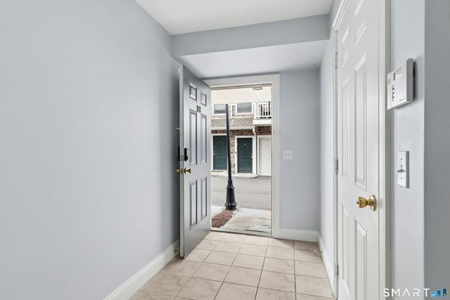 85 Camp Avenue 17B, Stamford, CT 06907