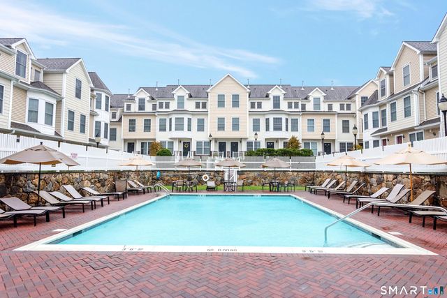 85 Camp Avenue 17B, Stamford, CT 06907