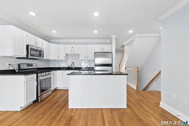 85 Camp Avenue 17B, Stamford, CT 06907