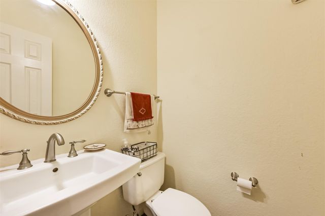 1306 N Gabriel River Circle, Sugar Land, TX 77478