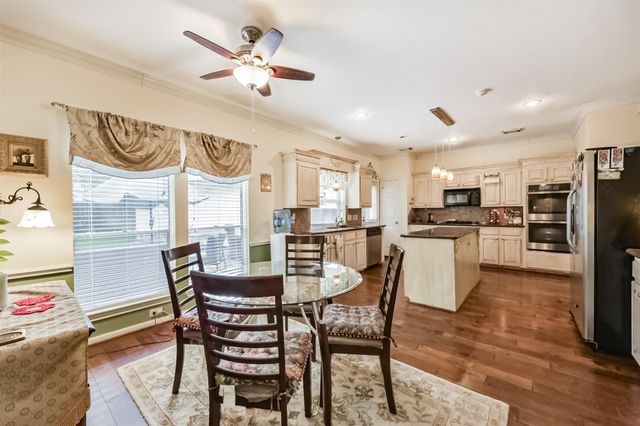 1306 N Gabriel River Circle, Sugar Land, TX 77478