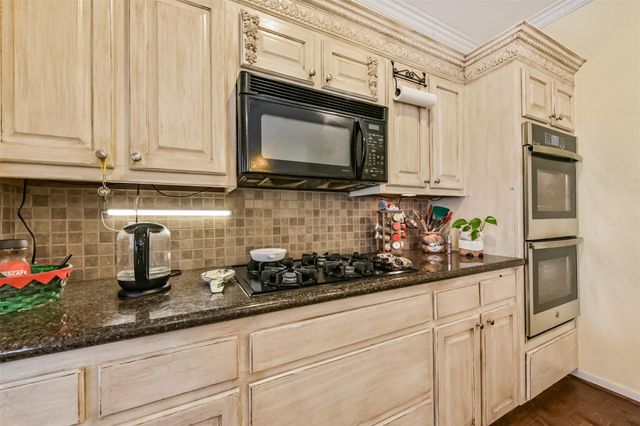 1306 N Gabriel River Circle, Sugar Land, TX 77478