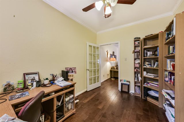 1306 N Gabriel River Circle, Sugar Land, TX 77478