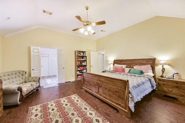 1306 N Gabriel River Circle, Sugar Land, TX 77478