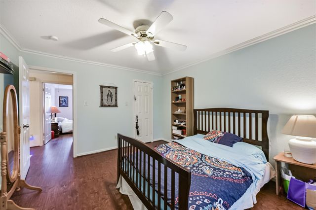 1306 N Gabriel River Circle, Sugar Land, TX 77478
