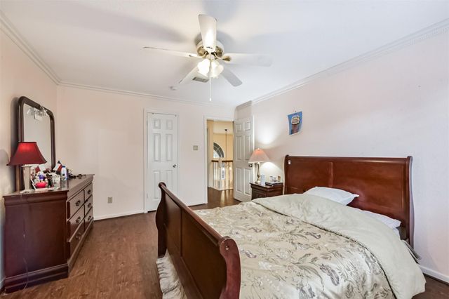 1306 N Gabriel River Circle, Sugar Land, TX 77478