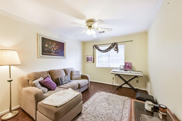 1306 N Gabriel River Circle, Sugar Land, TX 77478