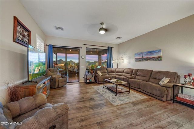 9155 E LEONORA Street, Mesa, AZ 85207