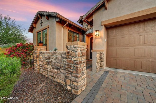 9155 E LEONORA Street, Mesa, AZ 85207