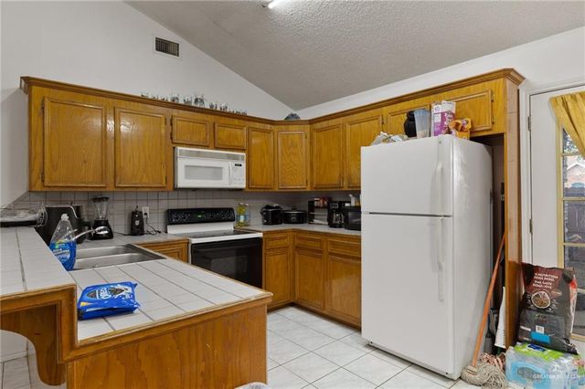 300 N Coyote Boulevard, La Joya, TX 78560