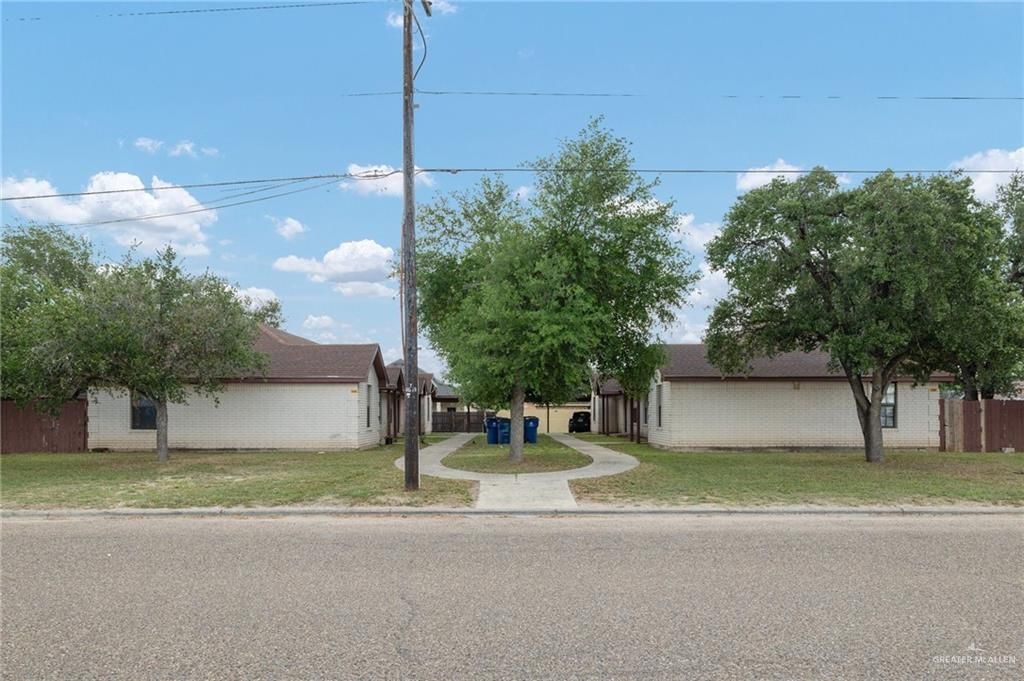 300 N Coyote Boulevard, La Joya, TX 78560