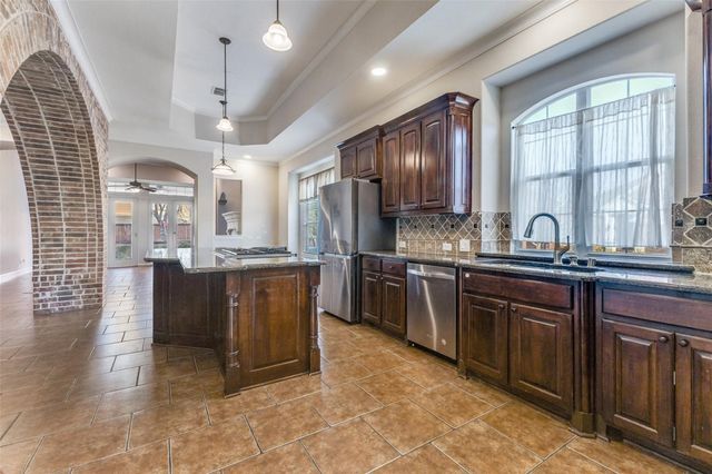 11327 Mounts Run Drive, Dallas, TX 75218