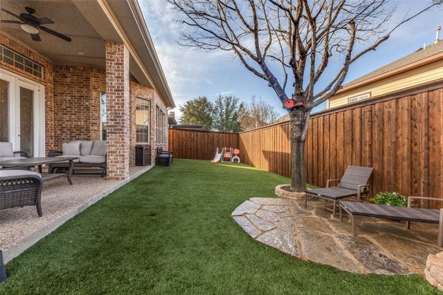 11327 Mounts Run Drive, Dallas, TX 75218