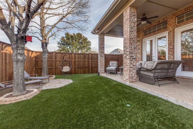 11327 Mounts Run Drive, Dallas, TX 75218