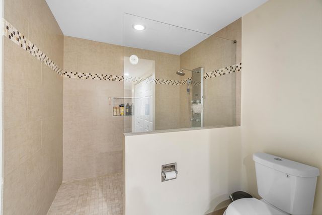 6044 Glendale Drive, Boca Raton, FL 33433