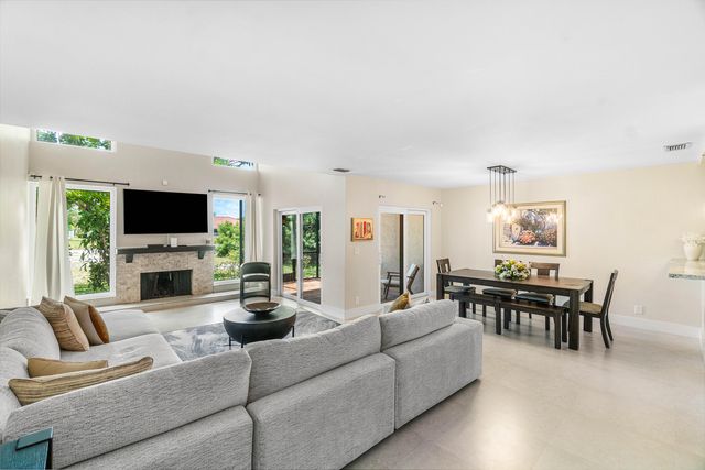 6044 Glendale Drive, Boca Raton, FL 33433