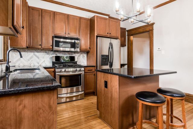 104 Thurman Avenue, Columbus, OH 43206