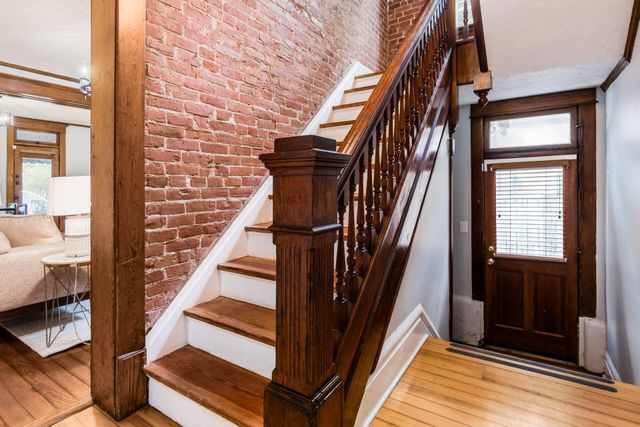104 Thurman Avenue, Columbus, OH 43206