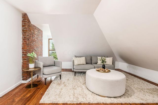 104 Thurman Avenue, Columbus, OH 43206