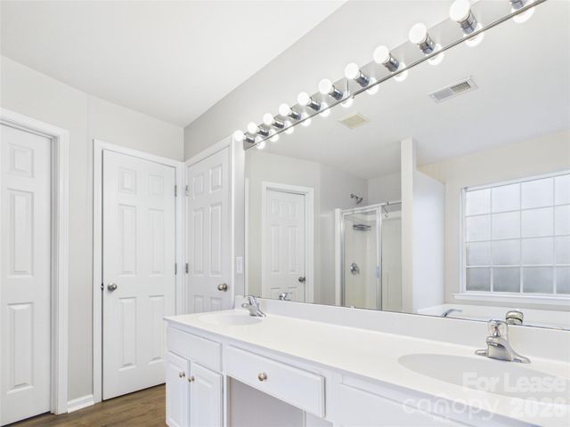 2204 Arbor Vista Drive, Charlotte, NC 28262