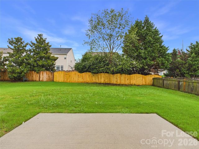 2204 Arbor Vista Drive, Charlotte, NC 28262