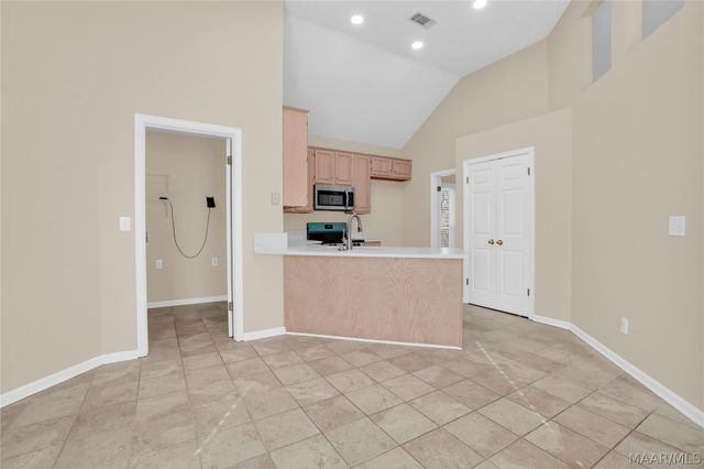 8949 Chantilly Way, Montgomery, AL 36116