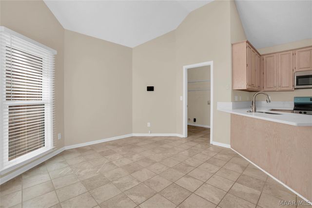 8949 Chantilly Way, Montgomery, AL 36116