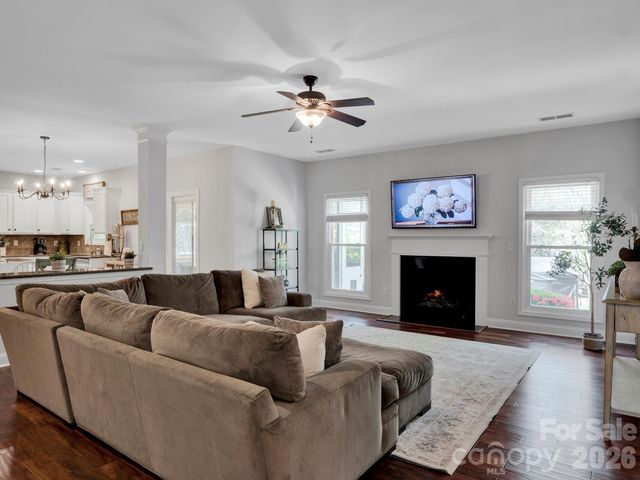 1800 Robbins Meadows Drive, Waxhaw, NC 28173