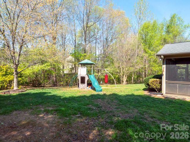 1800 Robbins Meadows Drive, Waxhaw, NC 28173